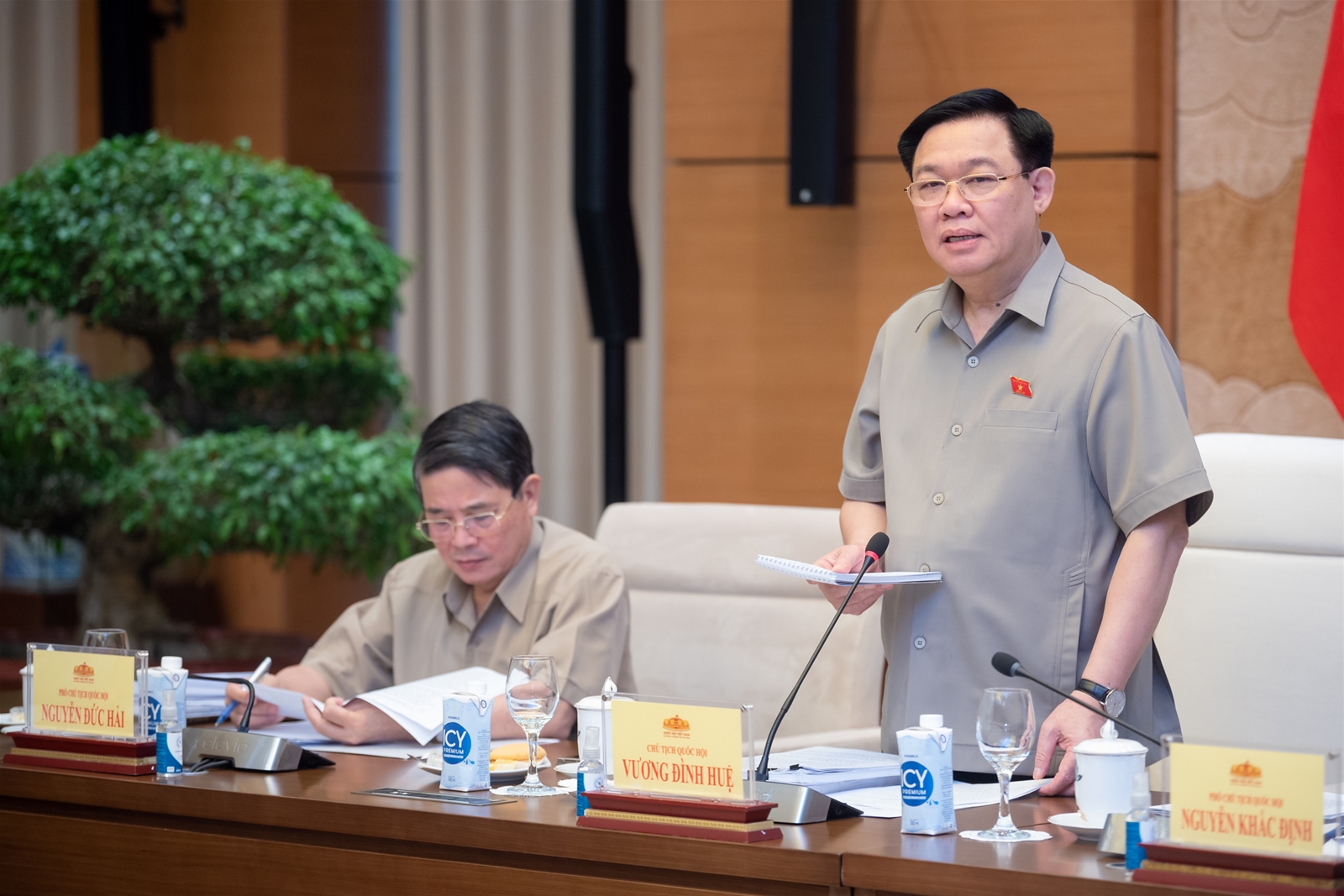 Chủ tịch Quốc hội Vương Đình Huệ: Tuyệt đối không chủ quan, nỗ lực không ngừng nghỉ để có được dự thảo Luật Đất đai (sửa đổi) tốt nhất 