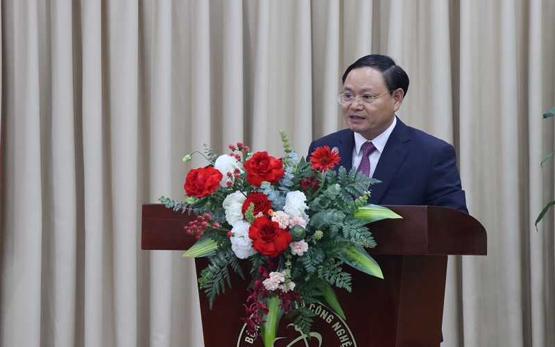 Trao quyết định bổ nhiệm Thứ trưởng Bộ Khoa học và Công nghệ Trần Hồng Thái