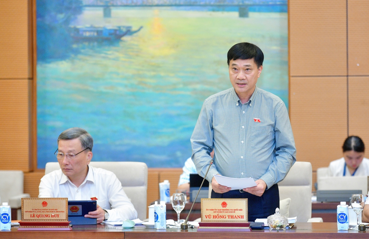 Chủ tịch Quốc hội: Giám sát phải làm rõ vướng mắc của thị trường bất động sản