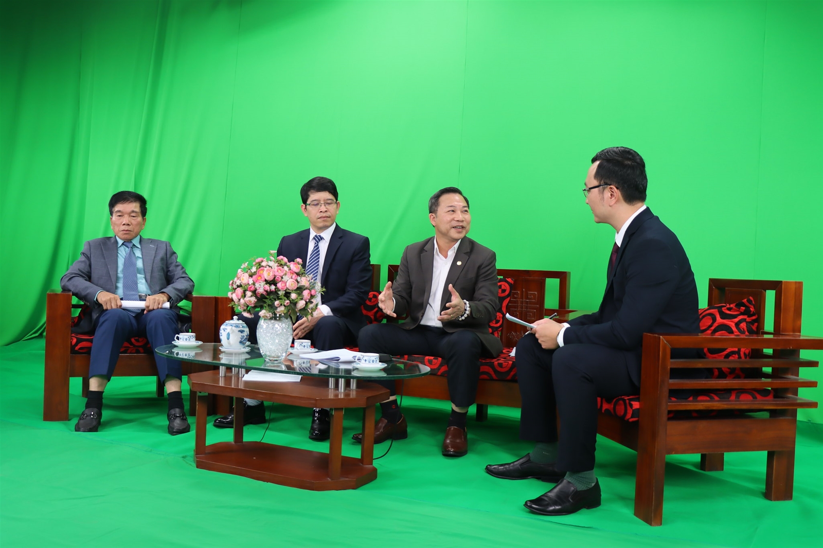 Tọa đàm: Bỏ khung giá đất để phù hợp với nguyên tắc thị trường