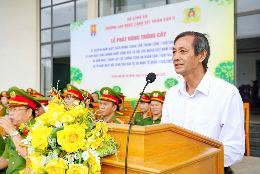 Phát động Lễ trồng cây chào mừng 80 năm Ngày thành lập lực lượng Công an nhân dân và các ngày lễ lớn