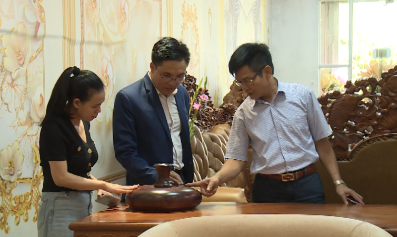 Nghệ nhân Bàn tay vàng, ông Đinh Xuân Đồng