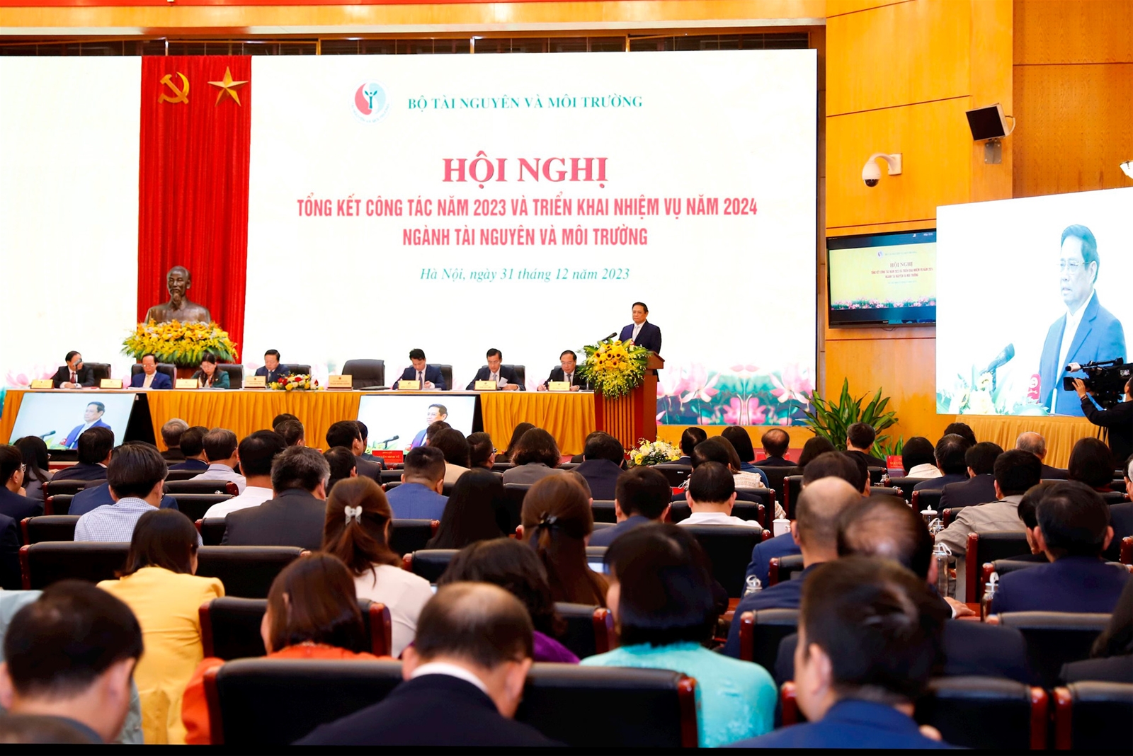 Đổi mới toàn diện, quyết tâm hành động hướng tới phát triển bền vững