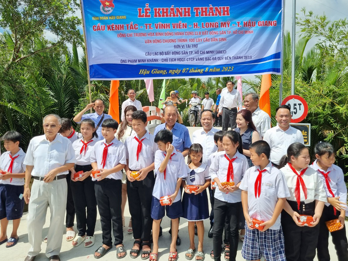 Câu lạc bộ Bất động sản TP. Hồ Chí Minh xây cầu nối những bờ vui