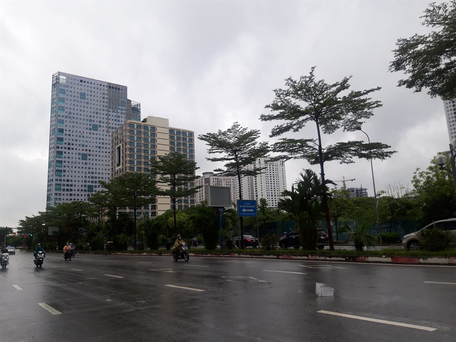 Thời tiết ngày 7/10:  Nhiều khu vực trên cả nước có mưa rào và dông