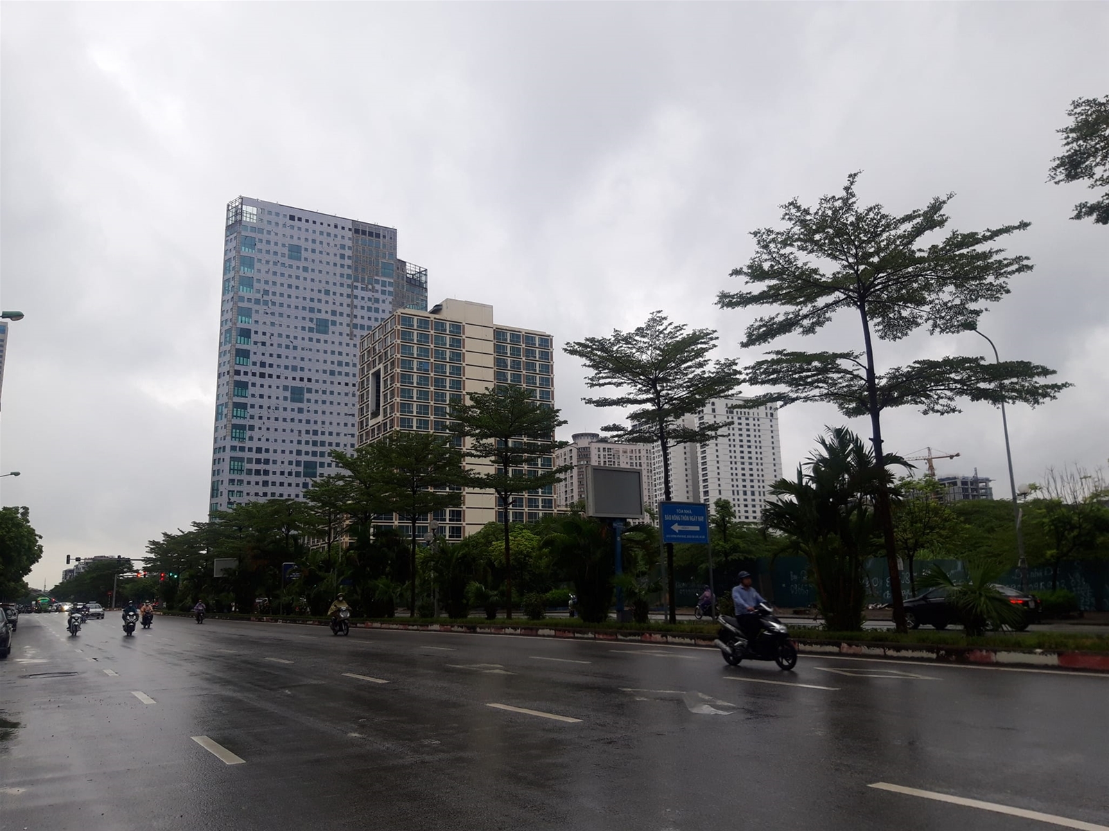 Thời tiết ngày 26/10: Miền Bắc trời se lạnh, có mưa vài nơi. Hà Tĩnh đến Quảng Ngãi có mưa vừa và mưa to
