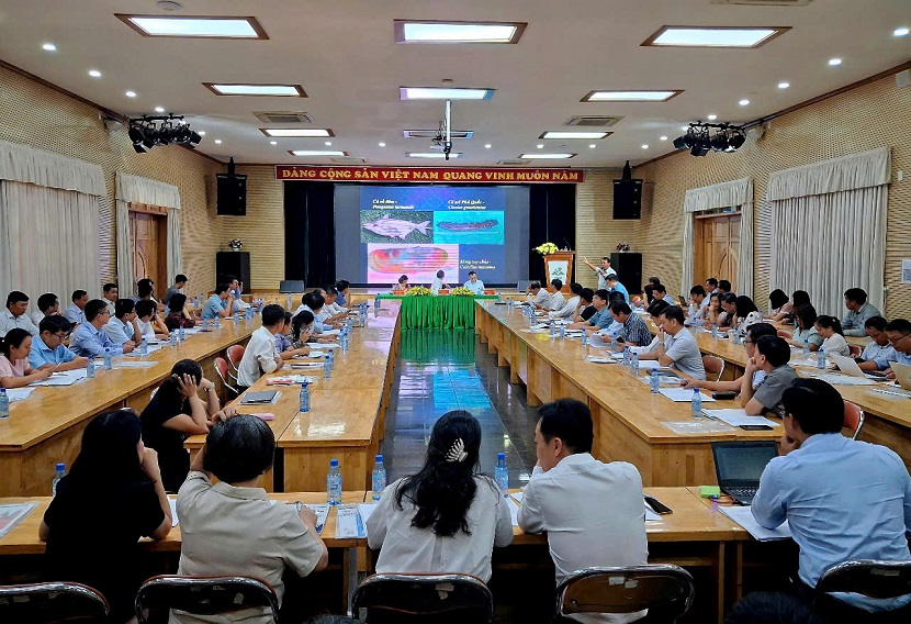 Thứ trưởng Bộ NN&MT Phùng Đức Tiến: Cần ưu tiên bảo tồn những giống vật nuôi, thủy sản bản địa