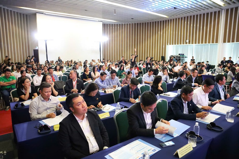 Diễn đàn Xuất khẩu 2025: Mở rộng thị trường cho hàng Việt hướng đến các tiêu chuẩn xanh và số
