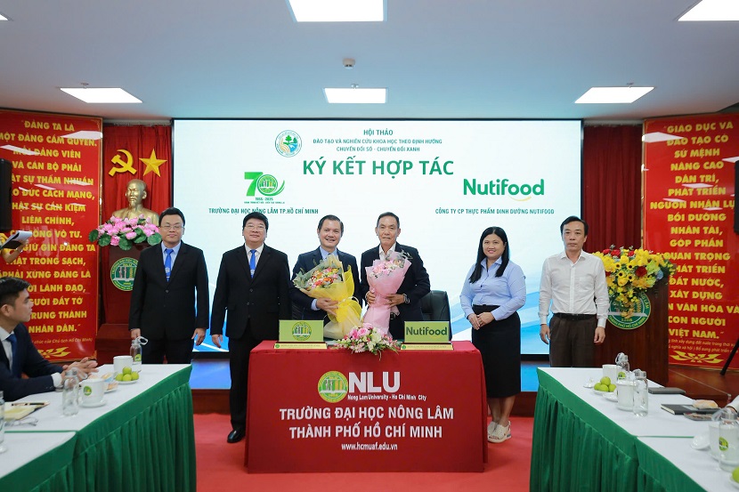 Câu lạc bộ khối đào tạo Nông - Lâm - Thủy sản chia sẻ về chuyển đổi số, chuyển đổi xanh