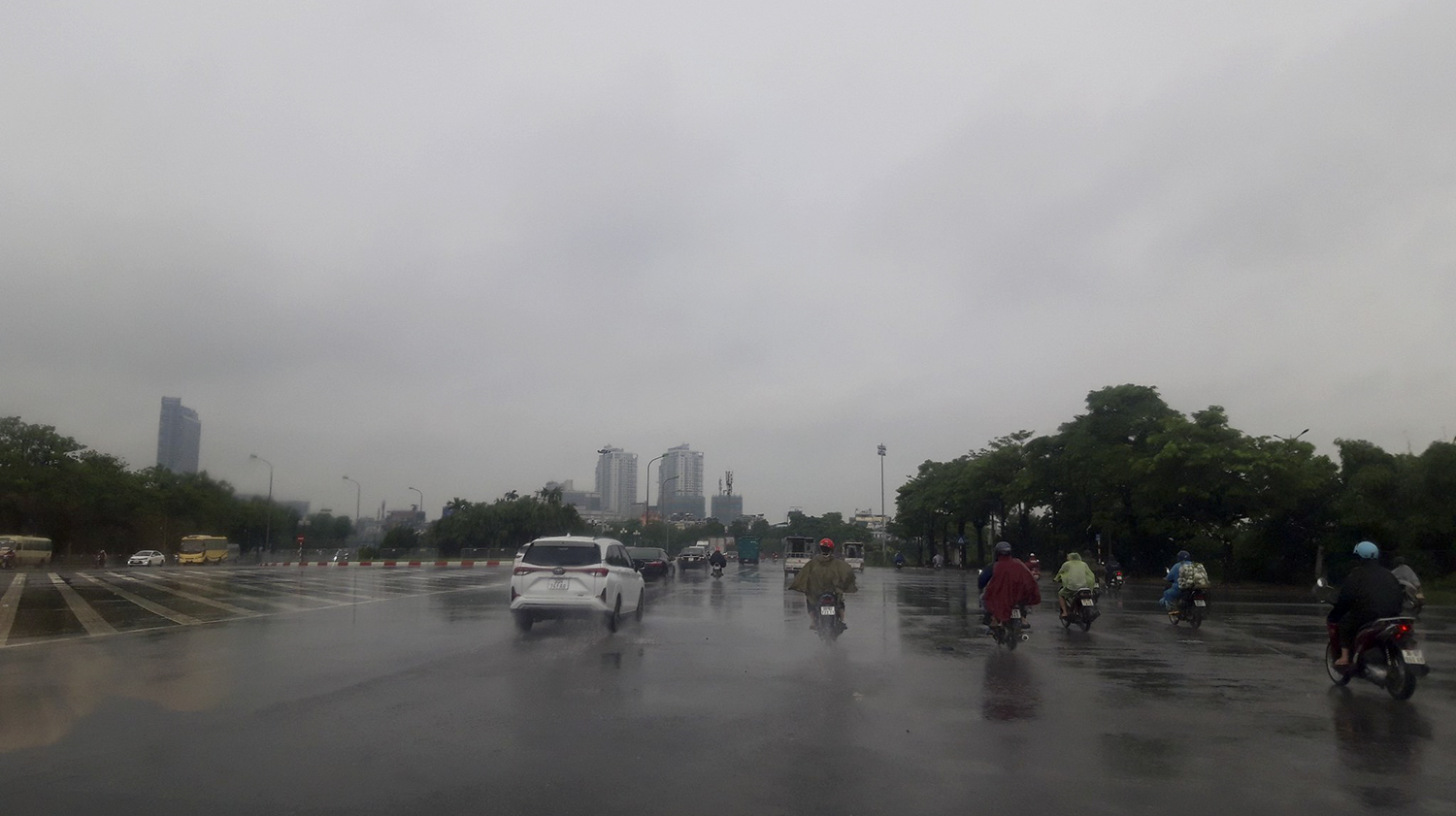 Thời tiết ngày 3/10:  Mưa rào và dông rải rác trên mọi miền đất nước