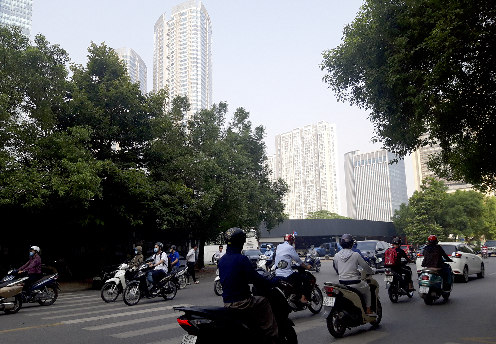 Thời tiết ngày 12/9: Các tỉnh miền Bắc trời nắng, Nam Bộ có mưa, đề phòng lũ quét ở Sơn La, Tuyên Quang, Lai Châu
