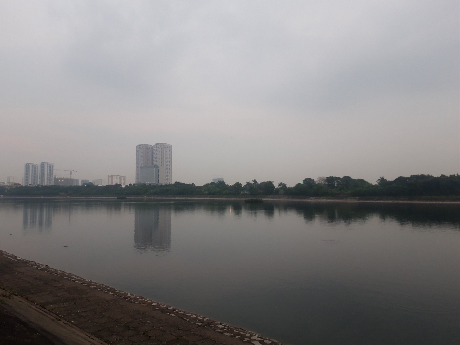 Thời tiết ngày 25/9: Miền Trung mưa lớn. Bão rất mạnh ở biển Đông
