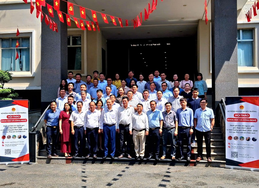 Thứ trưởng Bộ NN&MT Phùng Đức Tiến: Cần ưu tiên bảo tồn những giống vật nuôi, thủy sản bản địa