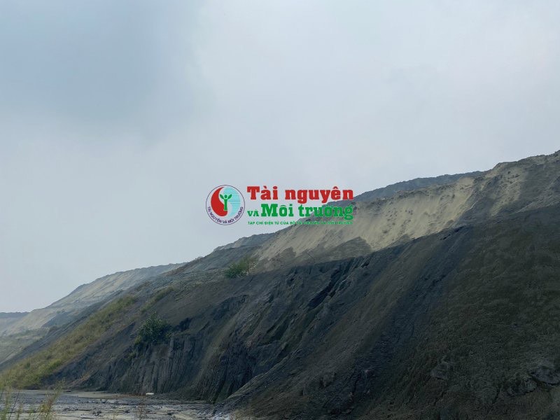 Lào Cai: Khó khăn trong xử lý và tiêu thụ tro, xỉ, thạch cao