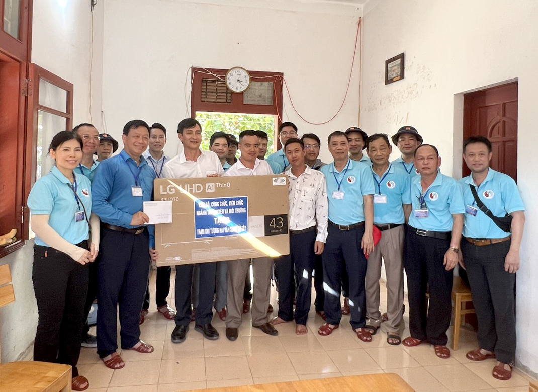 Đoàn Công tác Bộ Tài nguyên và môi trường thăm đảo Trường Sa