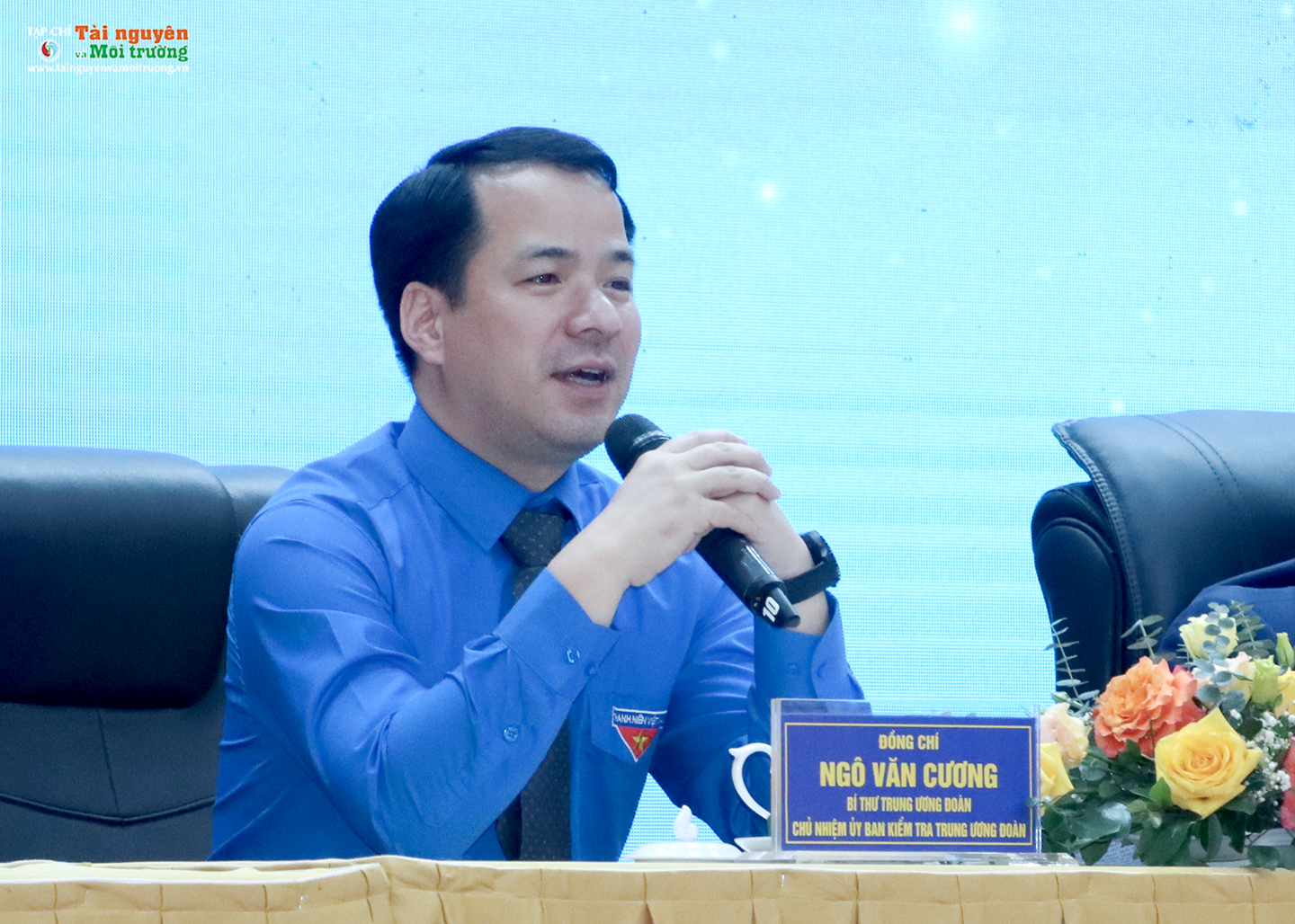 Bộ trưởng Bộ Tài nguyên và Môi trường Đặng Quốc Khánh đối thoại với thanh niên và gặp mặt cán bộ đoàn các thời kỳ