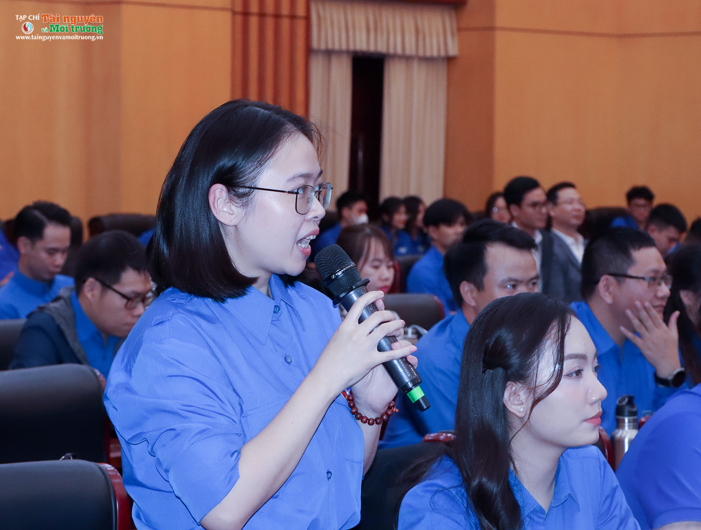 Bộ trưởng Bộ Tài nguyên và Môi trường Đặng Quốc Khánh đối thoại với thanh niên và gặp mặt cán bộ đoàn các thời kỳ
