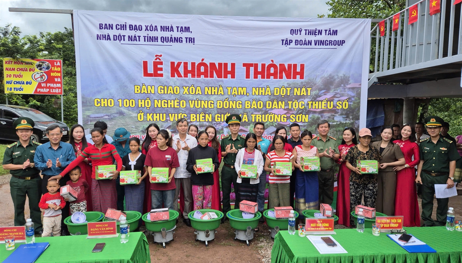 Quảng Trị: Bàn giao 100 căn nhà cho hộ nghèo vùng đồng bào dân tộc thiểu số