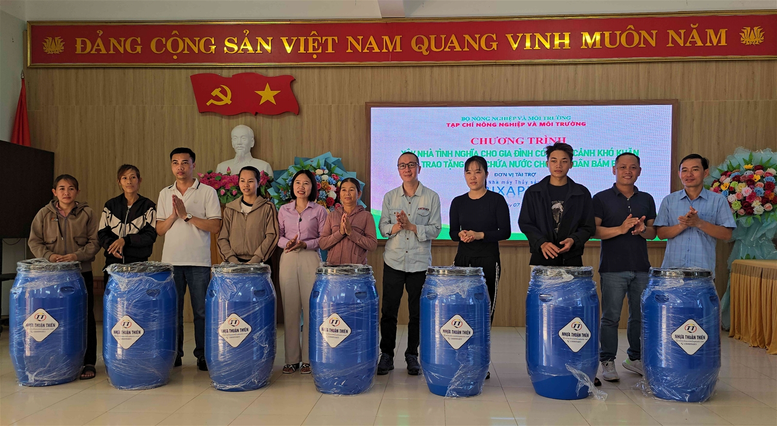 Tạp chí Nông nghiệp và Môi trường: Lan tỏa lối sống xanh, gắn kết biển đảo và cộng đồng