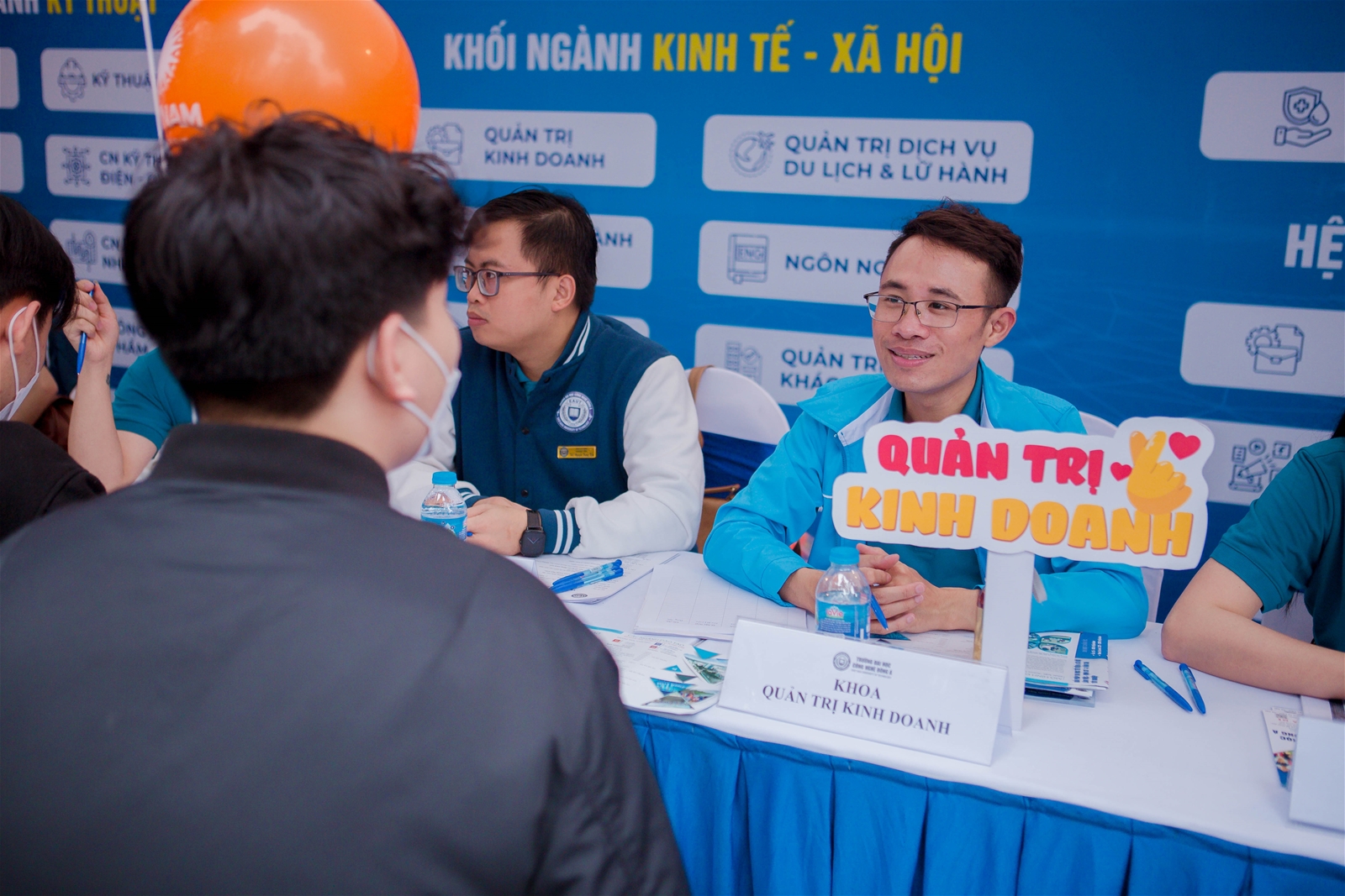Trường Đại học Công nghệ Đông Á: Năm 2025 xét tuyển tổ hợp khối C cho nhiều ngành đào tạo