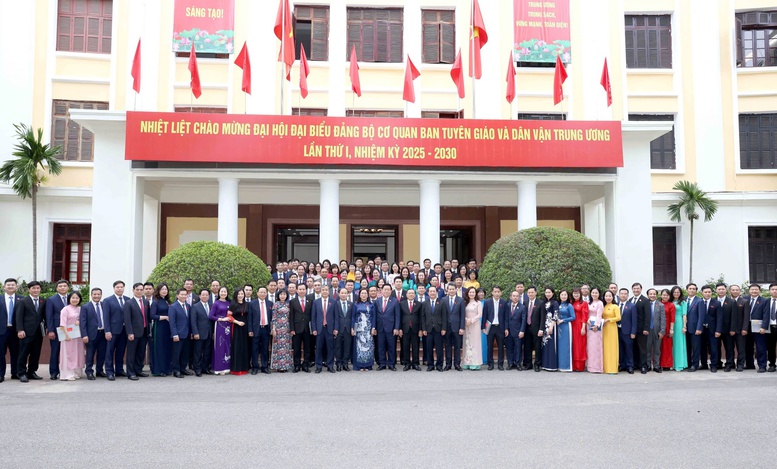 Đổi mới tư duy nhận thức, hành động, nâng cao chất lượng tham mưu chiến lược trên lĩnh vực Tuyên giáo và Dân vận