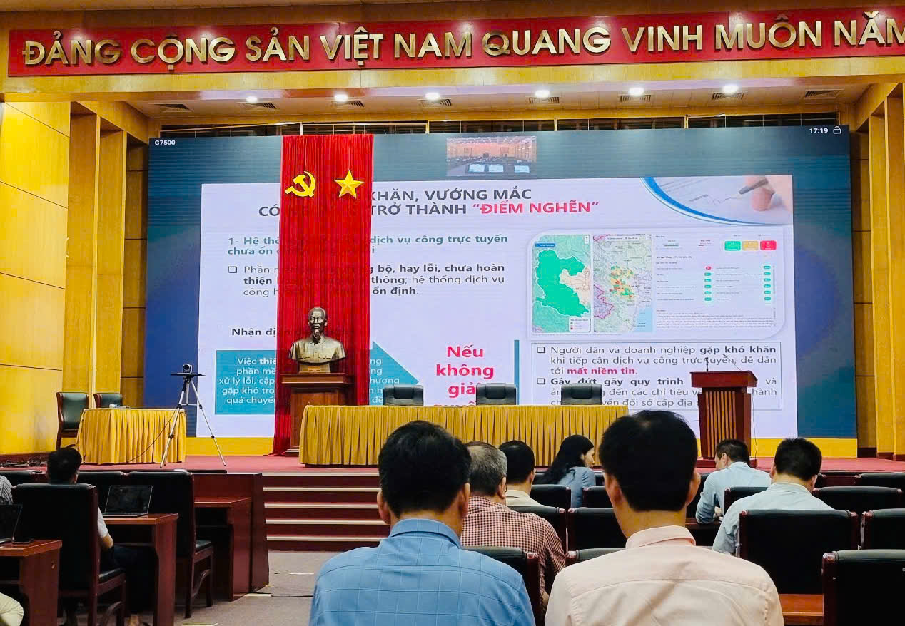 Hội nghị tập huấn triển khai 4 nội dung trọng tâm trong chuyển đổi số