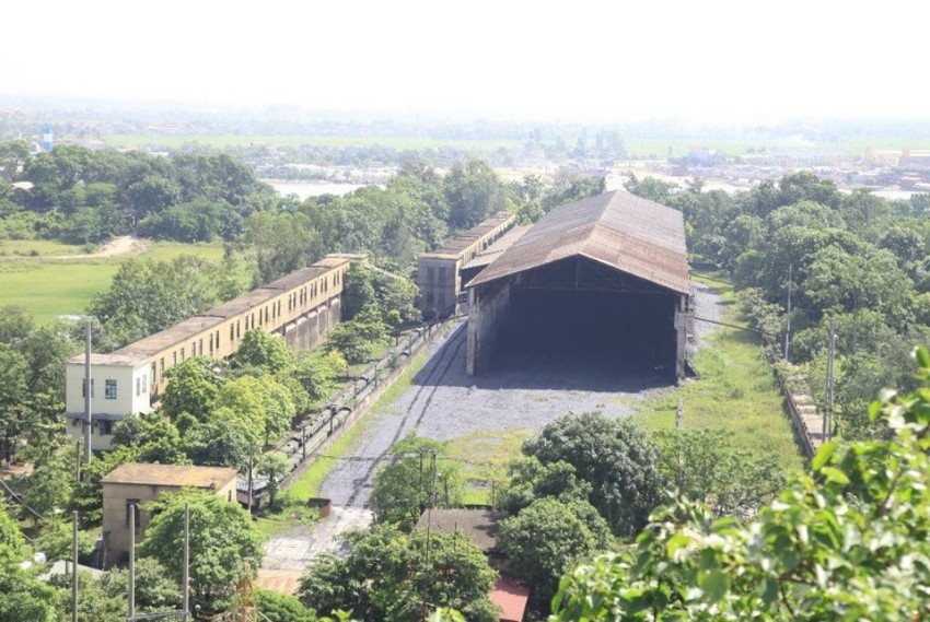 Cây xanh luôn được Công ty CP Nhiệt điện Ninh Binh bổ sung hàng năm cả trong lẫn ngoài khuôn viên Nhà máy