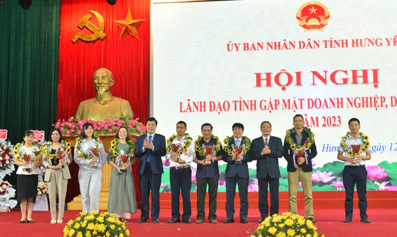 Lãnh đạo tỉnh Hưng Yên lắng nghe, tiếp thu những ý kiến, kiến nghị của doanh nghiệp