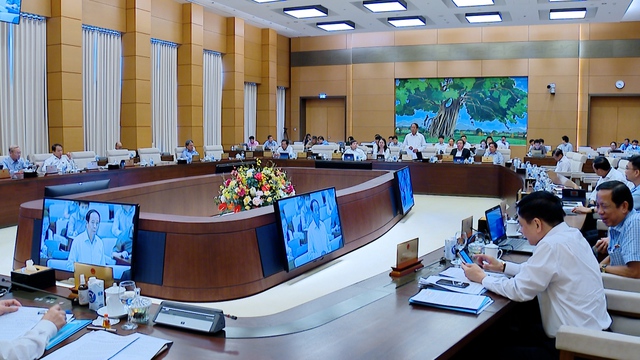 Thông qua chủ trương chuyển đổi đất rừng, đất lúa làm cao tốc Bắc-Nam