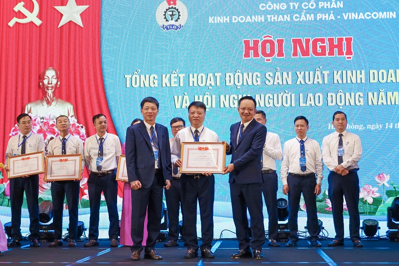 Công ty CP Kinh doanh Than Cẩm Phả - Vinacomin: Phấn đấu hoàn thành xuất sắc nhiệm vụ năm 2024