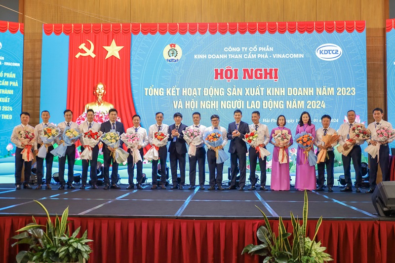 Công ty CP Kinh doanh Than Cẩm Phả - Vinacomin: Phấn đấu hoàn thành xuất sắc nhiệm vụ năm 2024