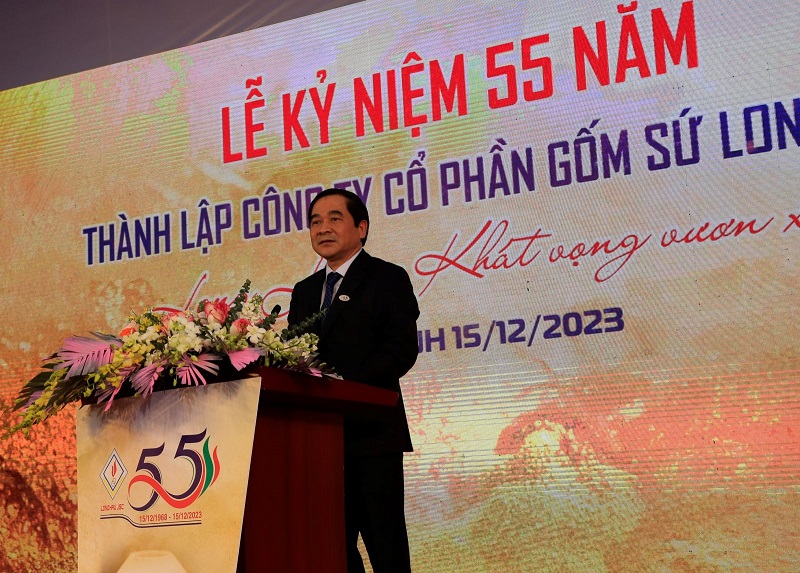 Công ty Cổ phần Gốm sứ Long Hầu kỷ niệm 55 năm thành lập