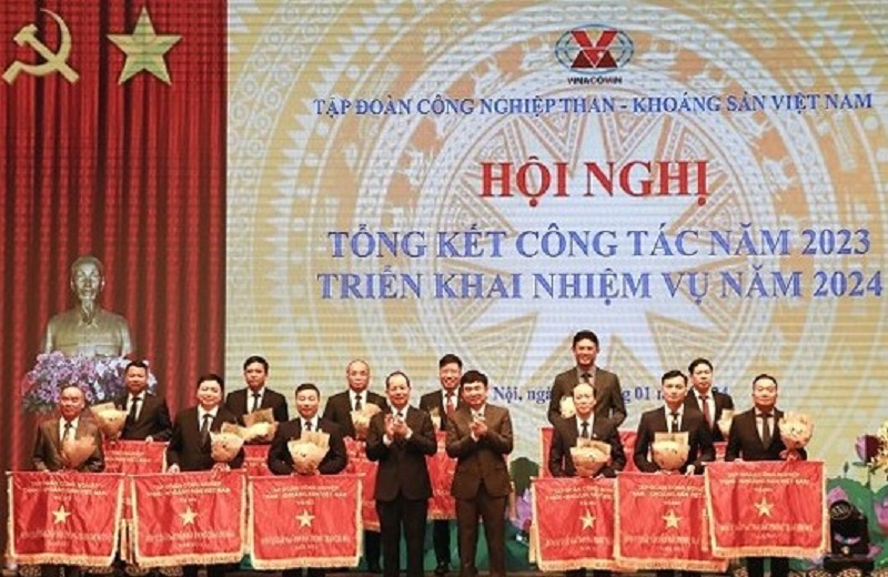 Công ty Than Hà Lầm - Vinacomin: Phấn đấu sản xuất 2,4 triệu tấn than năm 2024