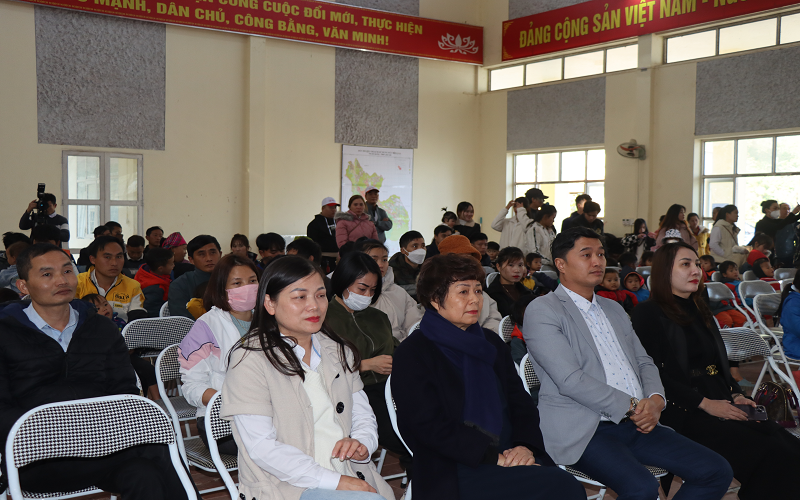 Chương trình “Xuân ấm mầm xanh” năm 2023: Tết đến sớm với trẻ em vùng cao Toongf Mông, Toongf Dao, Lao Cai