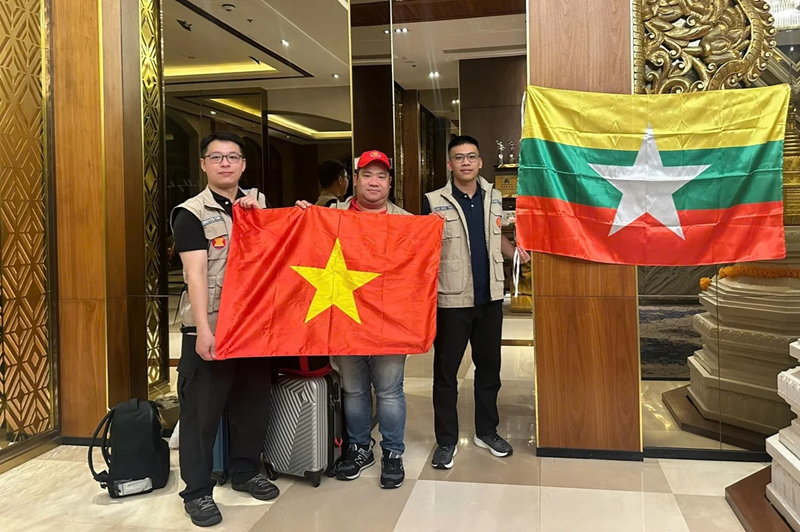 Cán bộ Bộ Nông nghiệp và Môi trường đến Myanmar hỗ trợ sau động đất