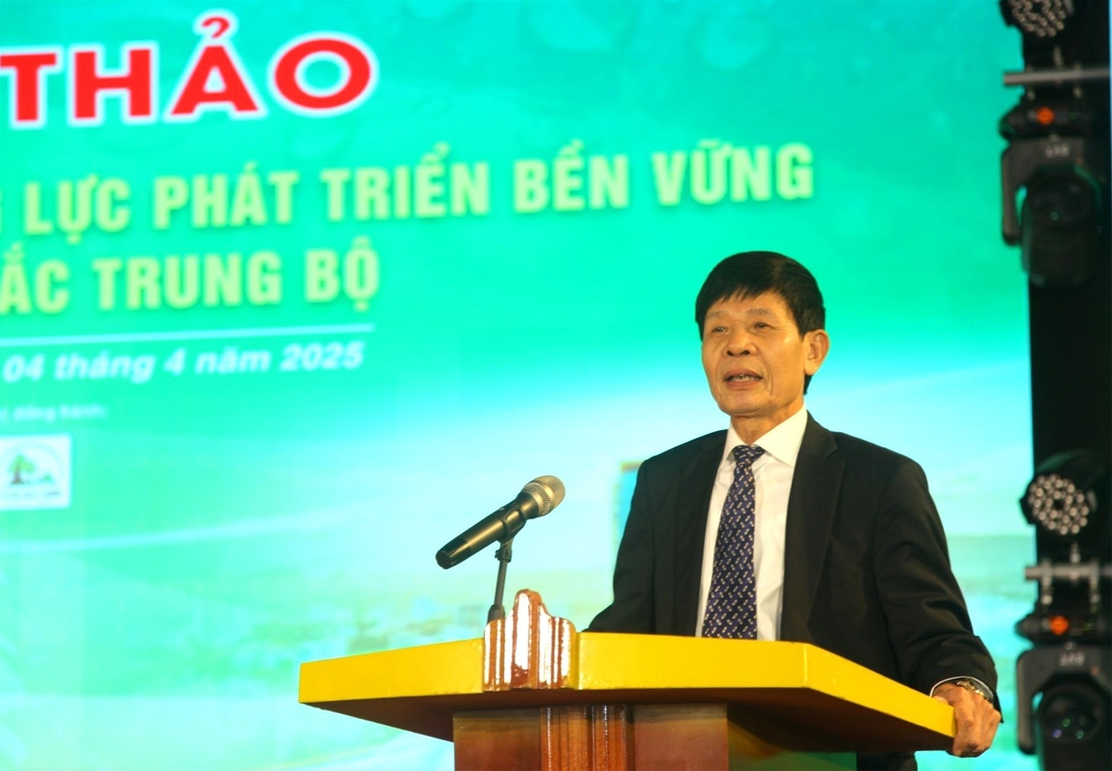 Hội thảo 