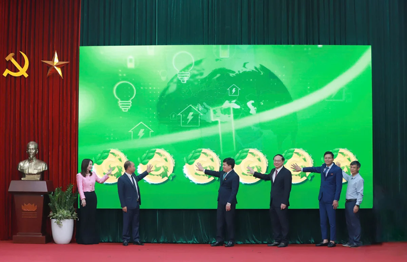 Phát động chuỗi sự kiện Ngày chuyển đổi xanh năm 2025