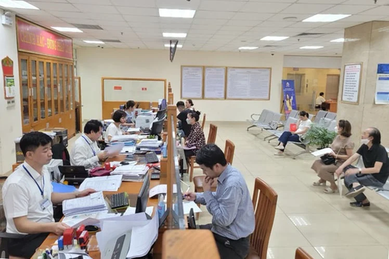 Hoàn thiện chính sách phân cấp, phân quyền trong lĩnh vực nông nghiệp môi trường