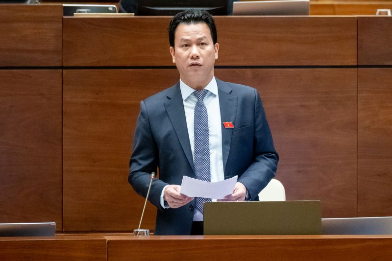 Tổng thuật nội dung: Bộ trưởng Bộ Tài nguyên và Môi trường Đặng Quốc Khánh trả lời chất vấn