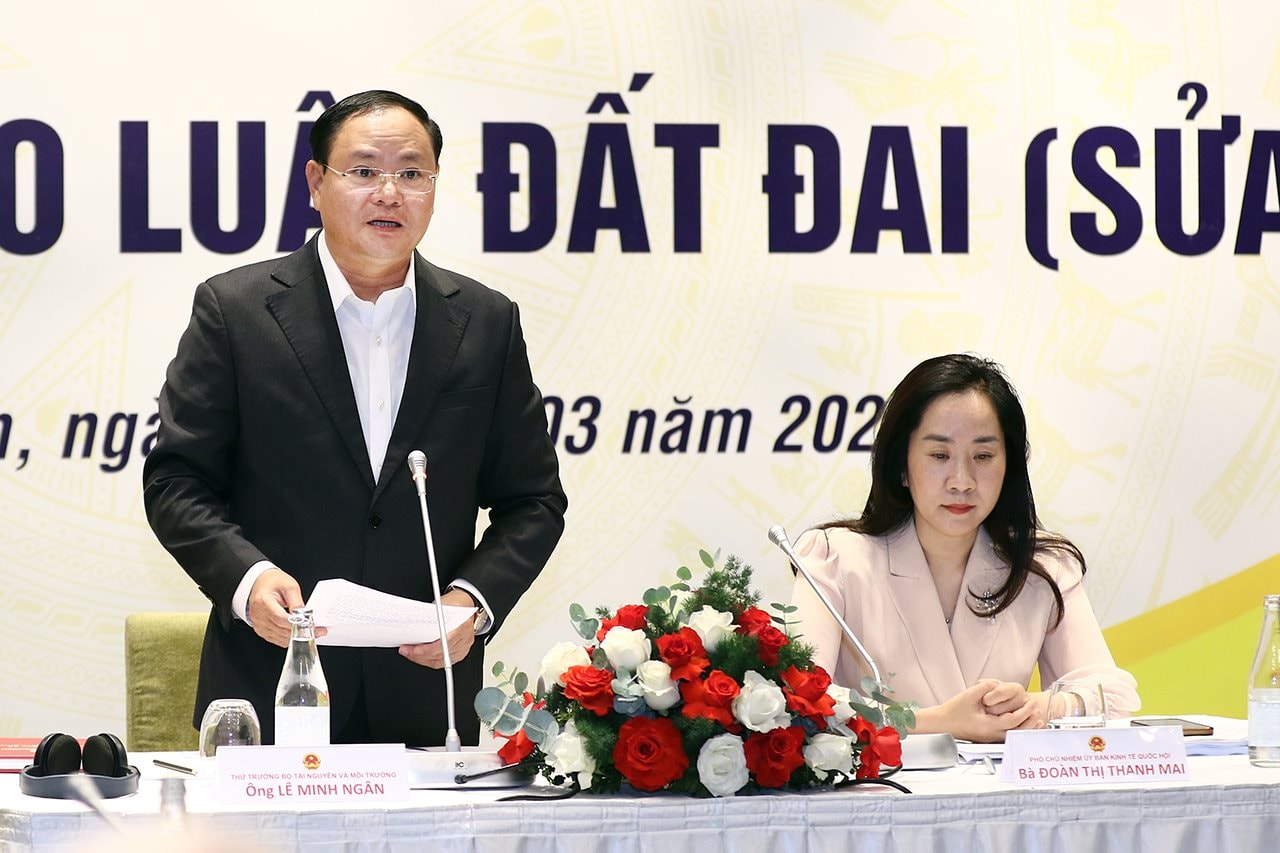 Thứ trưởng Lê Minh Ngân: Hành trình tâm huyết với Luật Đất đai năm 2024