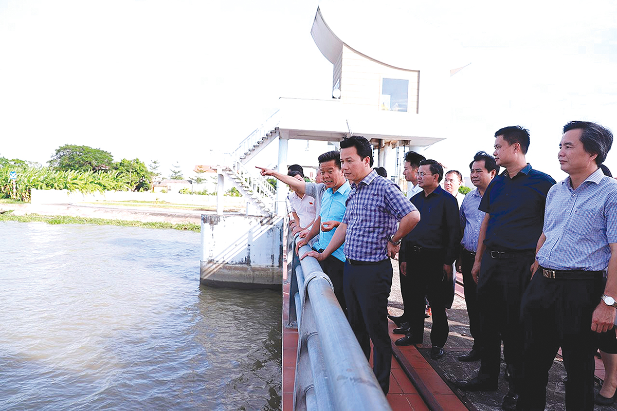 Đoàn kết, phát huy trí tuệ, kiến tạo vì một Việt Nam phát triển xanh, bền vững
