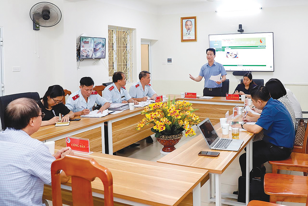 Đoàn kết, phát huy trí tuệ, kiến tạo vì một Việt Nam phát triển xanh, bền vững