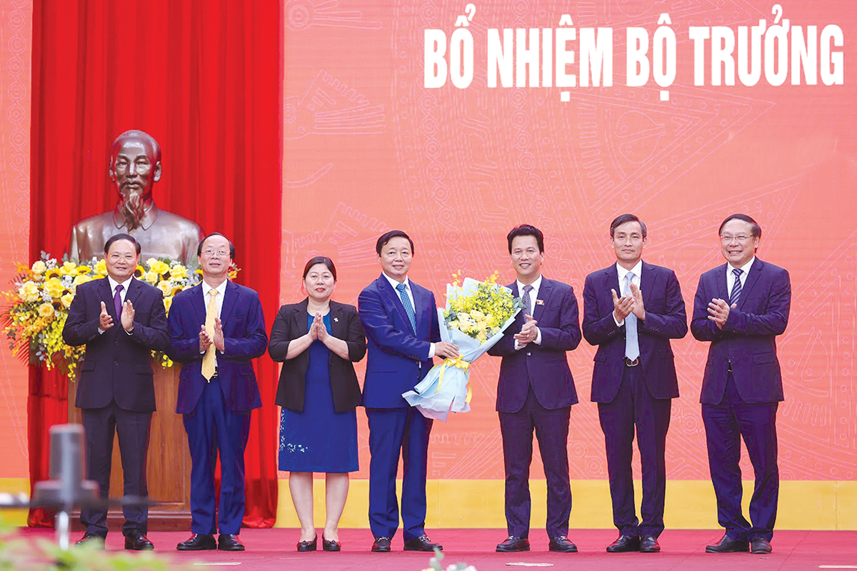 Đoàn kết, phát huy trí tuệ, kiến tạo vì một Việt Nam phát triển xanh, bền vững