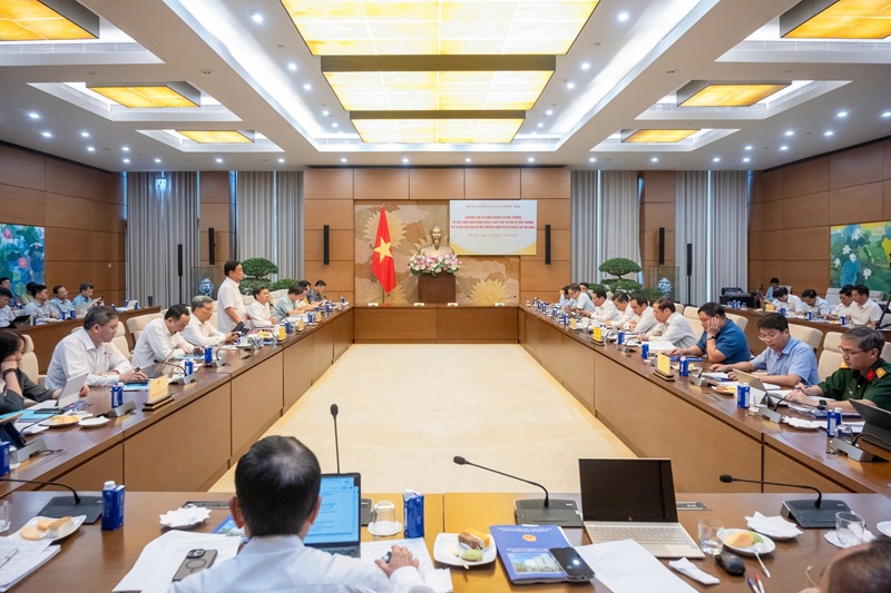 Bảo vệ môi trường tương ứng với tăng trưởng kinh tế cao