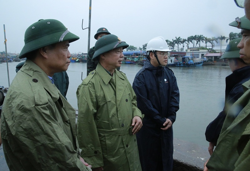 Chính quyền các xã phải nắm rất chắc vật tư, phương tiện, nhân lực huy động phòng, chống bão