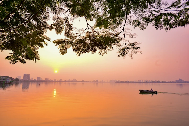 Hà Nội đầu tư hơn 99 tỷ xây dựng hệ thống thu gom nước thải khu vực hồ Tây