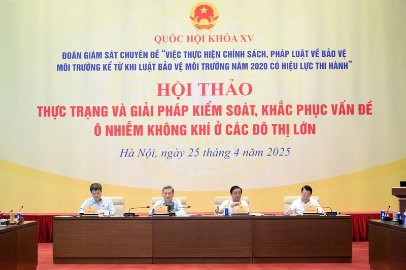 Ô nhiễm không khí đô thị cần lời giải căn cơ