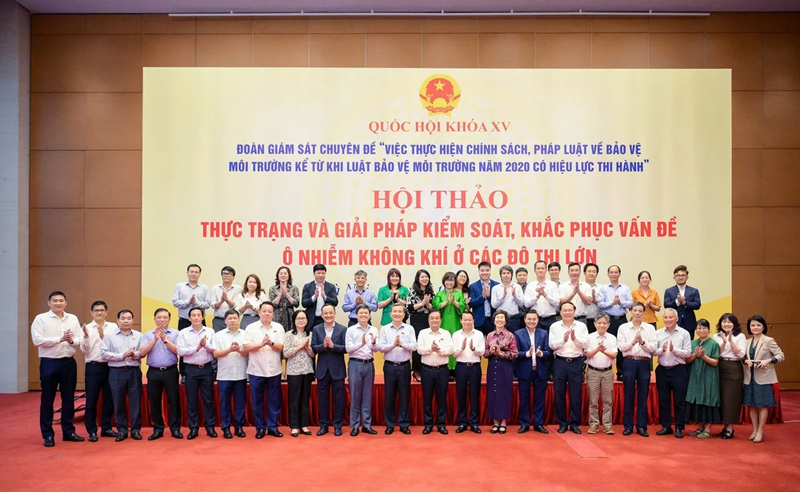 Ô nhiễm không khí đô thị cần lời giải căn cơ