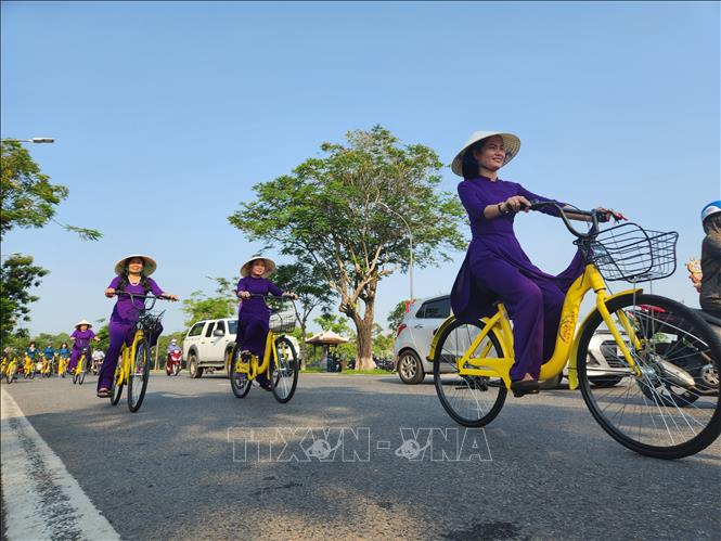 Lan tỏa thông điệp 'Giải pháp cho ô nhiễm nhựa'