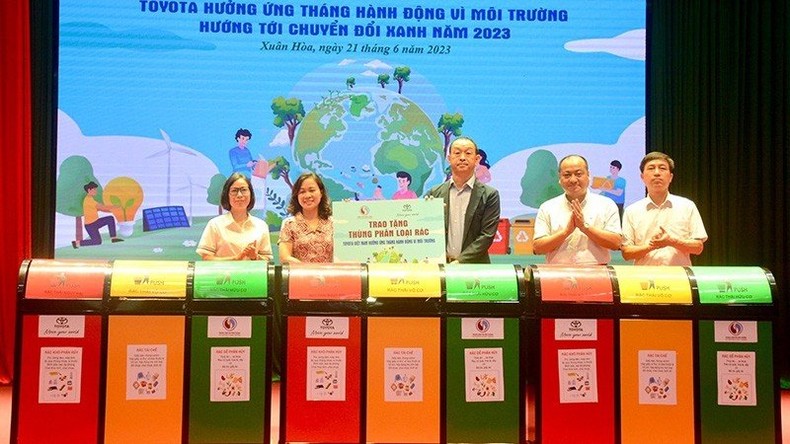 Hành động vì môi trường - Hướng tới chuyển đổi xanh 